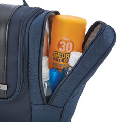 NuRoad Hanging Travel Kit